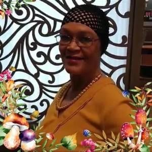 Meet your Posher, Denise